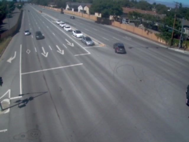 Lawrence Expy @ Lochinvar Ave (SB View) (401910) - California