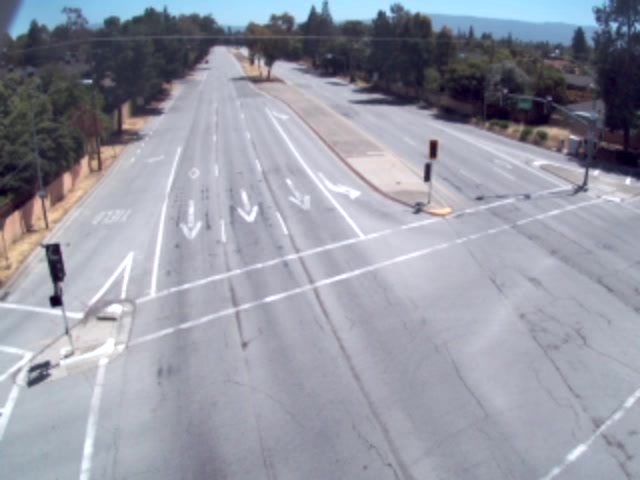 San Tomas Expy @ Forbes Ave (NB View) (402144) - California