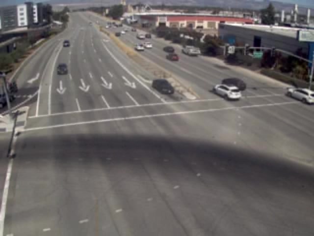 Montague Expy @ Mission College Blvd (WB View) (402176) - California