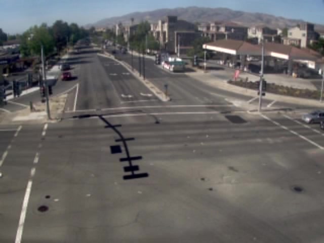 Main St @ Montague Expy (SB View) (402209) - California