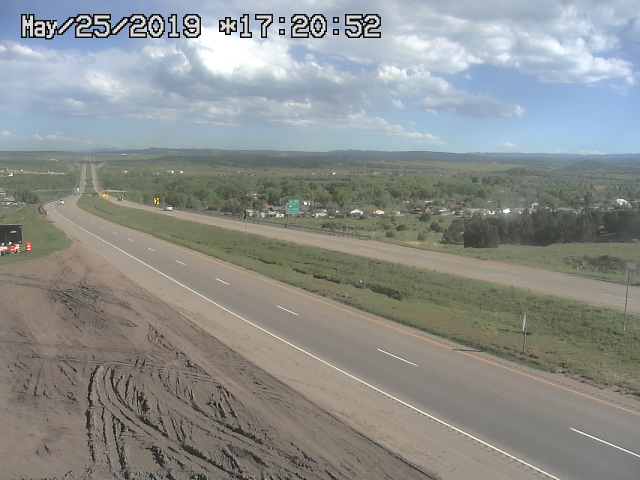 I-25 - I-25  45.90 NB : 0.5 mi N of US-160 Walsenburg (LV) - Traffic closest to camera is moving North - (12781) - Denver and Colorado