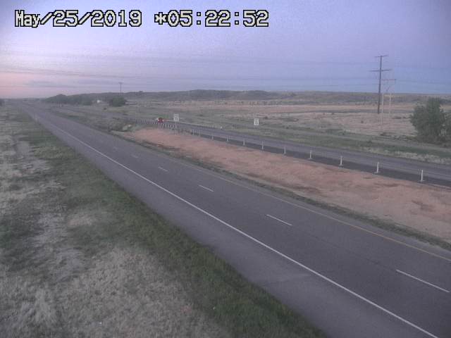 I-25 - I-25  121.15 NB : 0.40 mi S of Pikes Peak Intl Exit (LV) - Traffic closest to camera is moving North - (12778) - Denver and Colorado