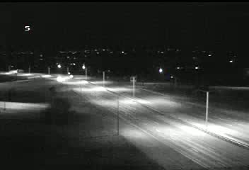 I-25 - I-25 @ N Academy Blvd - Traffic in lanes closest to camera moving North - (10187) - USA