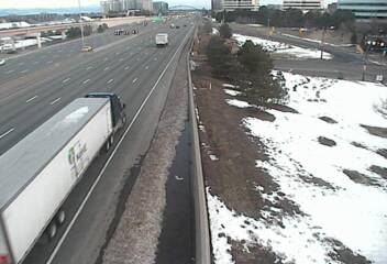 I-25 - I-25  198.25 NB @ Orchard Rd - Traffic in lanes closest to camera moving North - (10155) - Denver and Colorado