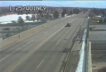 I-25 - I-25  200.50 SB @ Quincy Ave Overpass - Traffic in lanes closest to camera moving East on Quincy - (10209) - Denver and Colorado