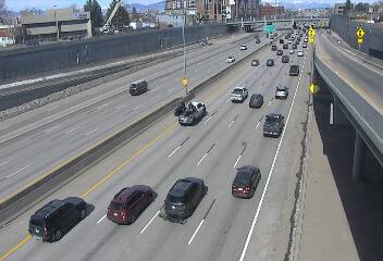 I-25 - I-25  206.40 NB @ Washington St - Traffic in lanes closest to camera moving North - (10357) - Denver and Colorado