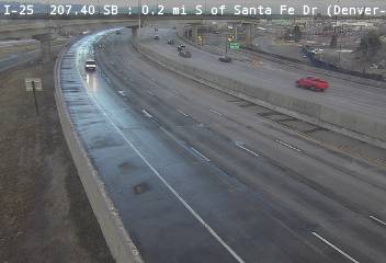 I-25 - I-25  207.40 SB : 0.1 mi E of Santa Fe Dr - Traffic furthest from camera is travelling North - (13391) - USA