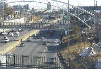 I-25 - I-25  211.60 NB : 0.2 mi N of Speer Blvd-ML - Traffic in lanes farthest from camera moving North - (12503) - Denver and Colorado