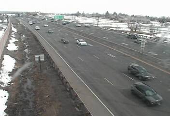 I-25 - I-25  221.95 SB : 0.9 mi N of 104th Ave - Traffic in lanes farthest from camera moving North - (10423) - USA