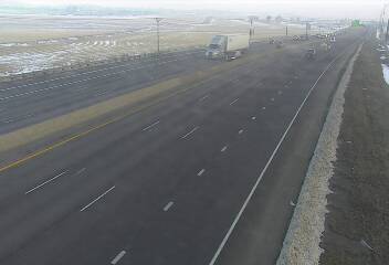 I-25 - I-25  228.25 NB : 0.5 mi N of Northwest Pkwy - Traffic closest to camera is travelling North - (13504) - Denver and Colorado