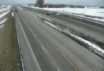I-25 - I-25  259.35 NB @ Cross Roads Blvd - Traffic closest to camera is travelling North - (13542) - Denver and Colorado