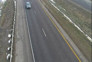 I-25 - I-25  264.35 SB : 1.0 mi S of Harmony Rd - Traffic furthest from camera is travelling North - (13548) - Denver and Colorado