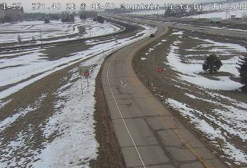 I-25 - I-25  271.40 SB @ CR-50 Mountain Vista Dr - Traffic closest to camea is travelling West - (13563) - Denver and Colorado