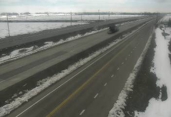 I-25 - I-25  273.50 SB : 2.0 mi N of CR-50 Mountain Vista Dr - Traffic closest to camera is travelling South - (13565) - Denver and Colorado
