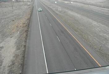 I-70 - I-70  32.00 @ Horizon Dr - VMS - Traffic on lanes closest to camera moving East - (13115) - Denver and Colorado