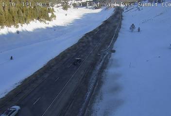 I-70 - I-70  191.90 WB : 2.4 mi E of Vail Pass Summit - Traffic closest to camera is traveling West - (13634) - Denver and Colorado