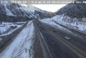 I-70 - I-70  216.60 : 0.4 mi E of US-6 Loveland Pass - Traffic in lanes closest to camera moving West - (11362) - Denver and Colorado