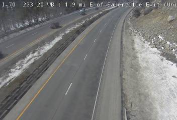 I-70 - I-70  223.20 : 1.9 mi E of Bakerville Exit - Traffic closest to camera is moving West - (13319) - Denver and Colorado