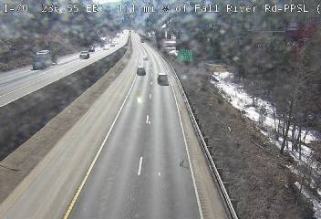 I-70 - I-70  236.55 EB : 1.1 mi W of Fall River Rd-VMS - Traffic in lanes farthest from camera moving East - (12608) - Denver and Colorado