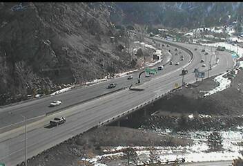 I-70 - I-70  241.70 WB : 0.6 mi W of VM Tnl - Traffic in lanes closest to camera moving East - (12257) - Denver and Colorado