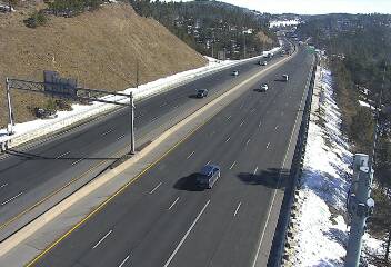 I-70 - I-70  251.70 EB : 0.3 mi E of Evergreen Pkwy Int - Traffic closest to camera is travelling East - (13745) - Denver and Colorado