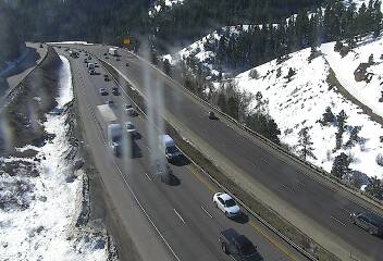 I-70 - I-70  256.60 WB : 0.6 mi E of Lookout Mtn Int - Traffic furthest from camera is travelling East - (13741) - Denver and Colorado