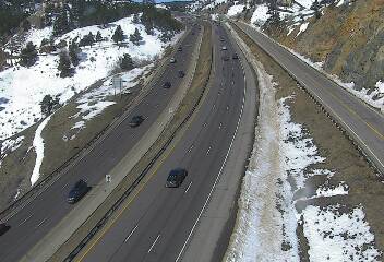 I-70 - I-70  256.60 WB : 0.6 mi E of Lookout Mtn Int - Traffic closest to camera is travelling West - (13742) - Denver and Colorado