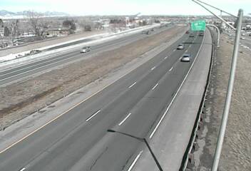 I-70 - I-70  264.20 : 0.2 mi W of 32nd Ave - Traffic in lanes closest to camera moving East - (12226) - Denver and Colorado