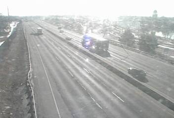 I-70 - I-70  270.30 : 0.3 mi E of Harlan St - Traffic in lanes farthest from camera moving East - (10607) - Denver and Colorado