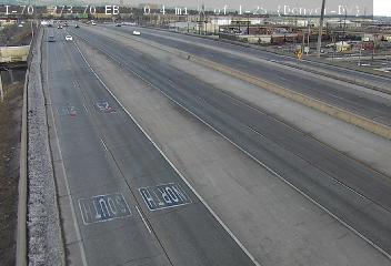 I-70 - I-70  273.70 EB : 0.4 mi W of I-25 - Traffic in lanes on right moving West - (10210) - Denver and Colorado