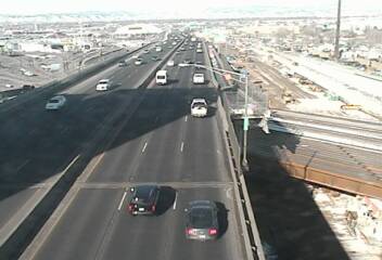 I-70 - I-70  275.50 @ York St - Traffic in lanes closest to camera moving West - (12174) - Denver and Colorado
