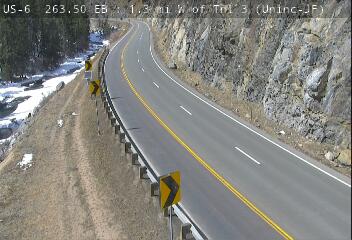 US 6 - US-6  263.50 EB : 1.3 mi W of Tnl 3 - Traffic in lanes closest to camera moving West - (12659) - Denver and Colorado