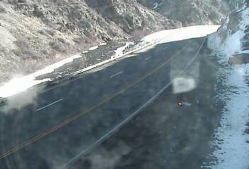 US 6 - US-6  266.70 EB : 1.3 mi E of Tnl 2 - Traffic in lanes farthest from camera moving East - (12667) - Denver and Colorado