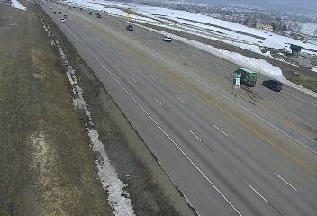 US 36 - US-36 41.85 : Overlook - Traffic in lanes farthest from camera moving West - (10406) - Denver and Colorado