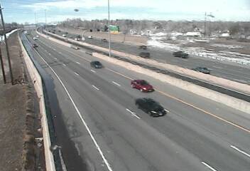 US 36 - US-36 56.80 EB : 0.2 mi W of Broadway-PML - Traffic in lanes farthest from camera moving West - (11307) - Denver and Colorado