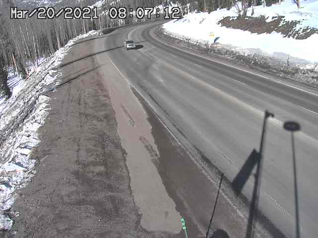 US 160 - US-160  165.15 EB: 3 mi W of Wolf Creek Pass (LV) - Traffic furthest from camera is travelling West - (13654) - Denver and Colorado