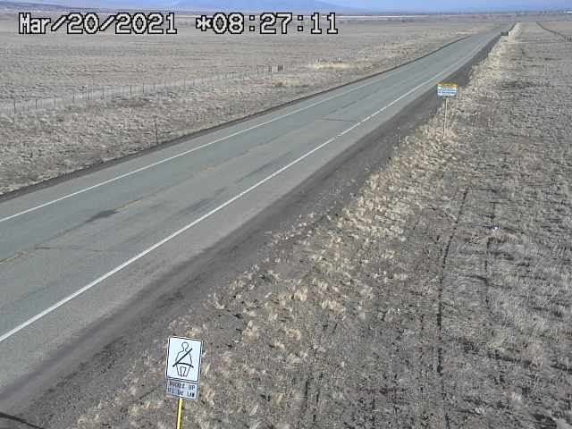 US 285 - US-285 @ NM Border (LV) - Traffic closest to camera is moving North - (12877) - Denver and Colorado