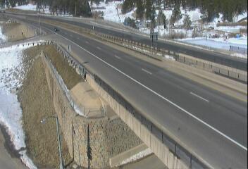 US 285 - US-285 231.00 NB @ Shaffers Crossing - Traffic in lanes closest to camera moving North - (13045) - Denver and Colorado
