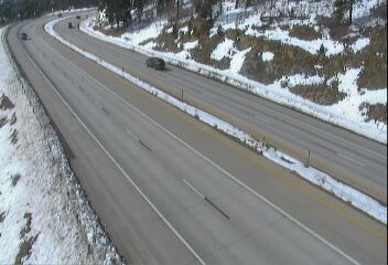 US 285 - US-285 241.15 NB @ Windy Point - Traffic in lanes closest to camera moving South - (12978) - Denver and Colorado