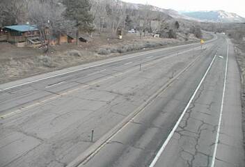 US 550 - US-550  025.70 NB @ Animas View Dr (Durango-) - Traffic furthest from camera is travelling South - (13467) - Denver and Colorado
