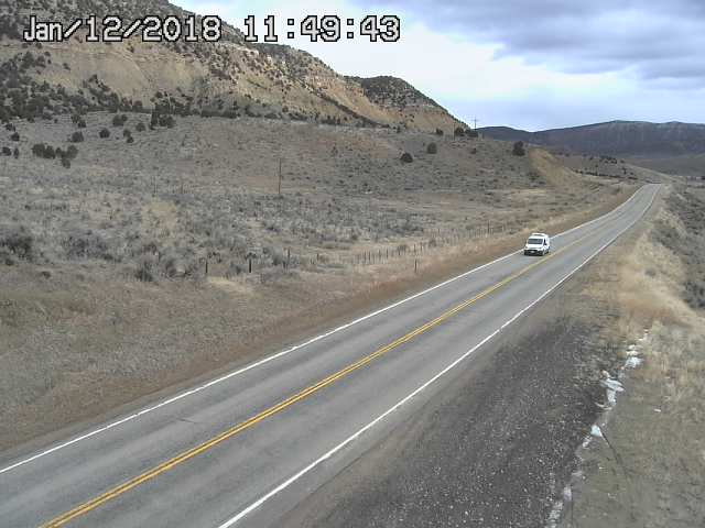 CO 13 - CO-13  71.50 NB : 3.95 mi S of Hamilton (LV) - Traffic closest to camera is moving North - (12735) - Denver and Colorado