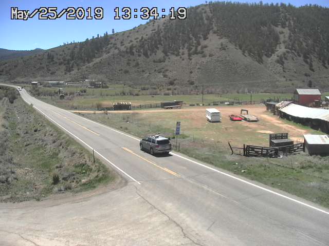 CO 149 - CO-149  100.60 NB @ Powderhorn (LV) - Traffic furthest from camera is travelling South - (13765) - Denver and Colorado