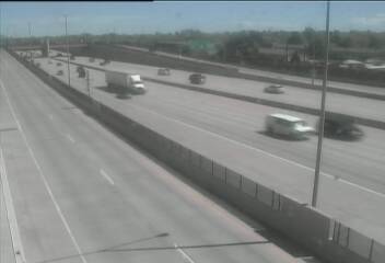 I-225 - I-225  010.10 : 0.1 mi N of Colfax Ave - Traffic closest to camera is moving South - (13282) - USA