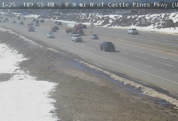 I-25 - I-25  189.55 NB : 0.9 mi N of Castle Pines Pkwy - Traffic in lanes farthest from camera moving South - (10213) - USA
