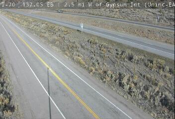 I-70 - I-70  137.05 EB : 2.5 mi W of Gypsum Int - Traffic furthest from camera is travelling West - (13933) - Denver and Colorado
