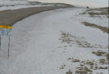US 85 - US-85  309.35 SB  @  Wyoming Border (RWIS) - South Bound Traffic - (14057) - Denver and Colorado