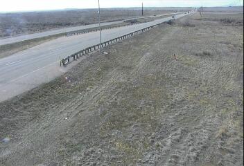I-25 - I-25  66.50 SB : 0.2 mi S of CR-670 - Traffic closest to camera is moving South - (14204) - USA