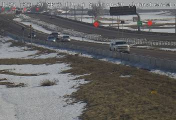 I-25 - I-25  251.45 SB : 1.0 mi S of CO-60 - Traffic furthest from camera is travelling North - (14195) - Denver and Colorado