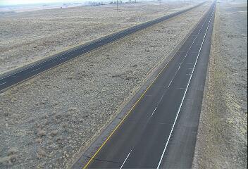 I-76 - I-76  101.35 EB : 0.75 mi W of CO-Q - Traffic closest to camera is travelling East - (14386) - USA