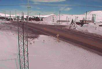 CO 91 - @ Fremont Pass - Traffic further from traffic is travelling North - (14355) - Denver and Colorado